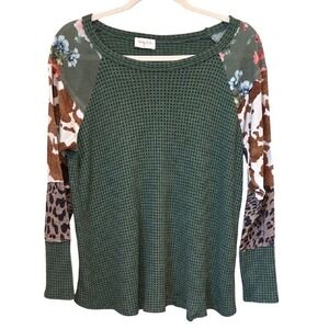 Hailey & Co Women's Floral Animal Print‎ Waffle Knit Long Sleeve Top